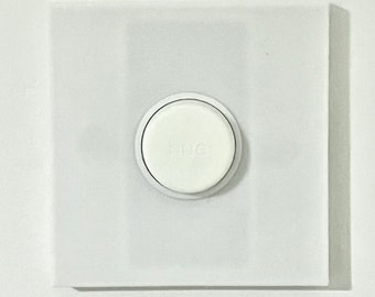Magnetic Cover Plate for Philips Hue Smart Button - UK Light Switches - No Screws and No Switch Removal Necessary