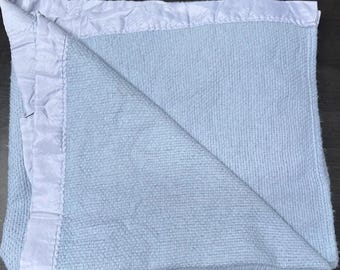 Couverture vintage Esmond tissée en gaufrette, bordure en satin, acrylique bleu, 76 x 88 pouces