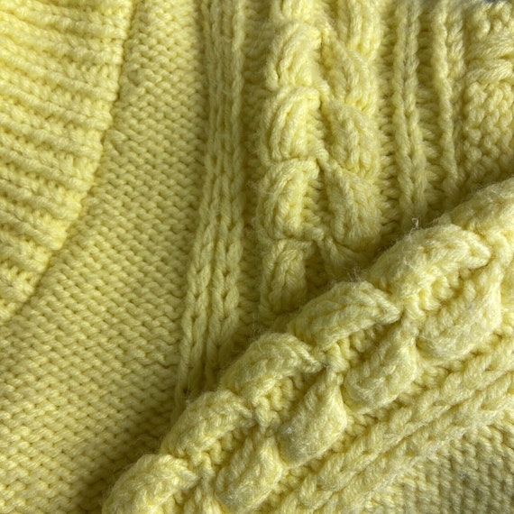 Vintage Hand Knit Cable Irish Woman M Yellow Wool… - image 7