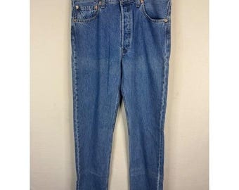 Vintage Levis 90s 501 Original Fit Jeans Mens 34x38 Medium Wash Blue Button Fly