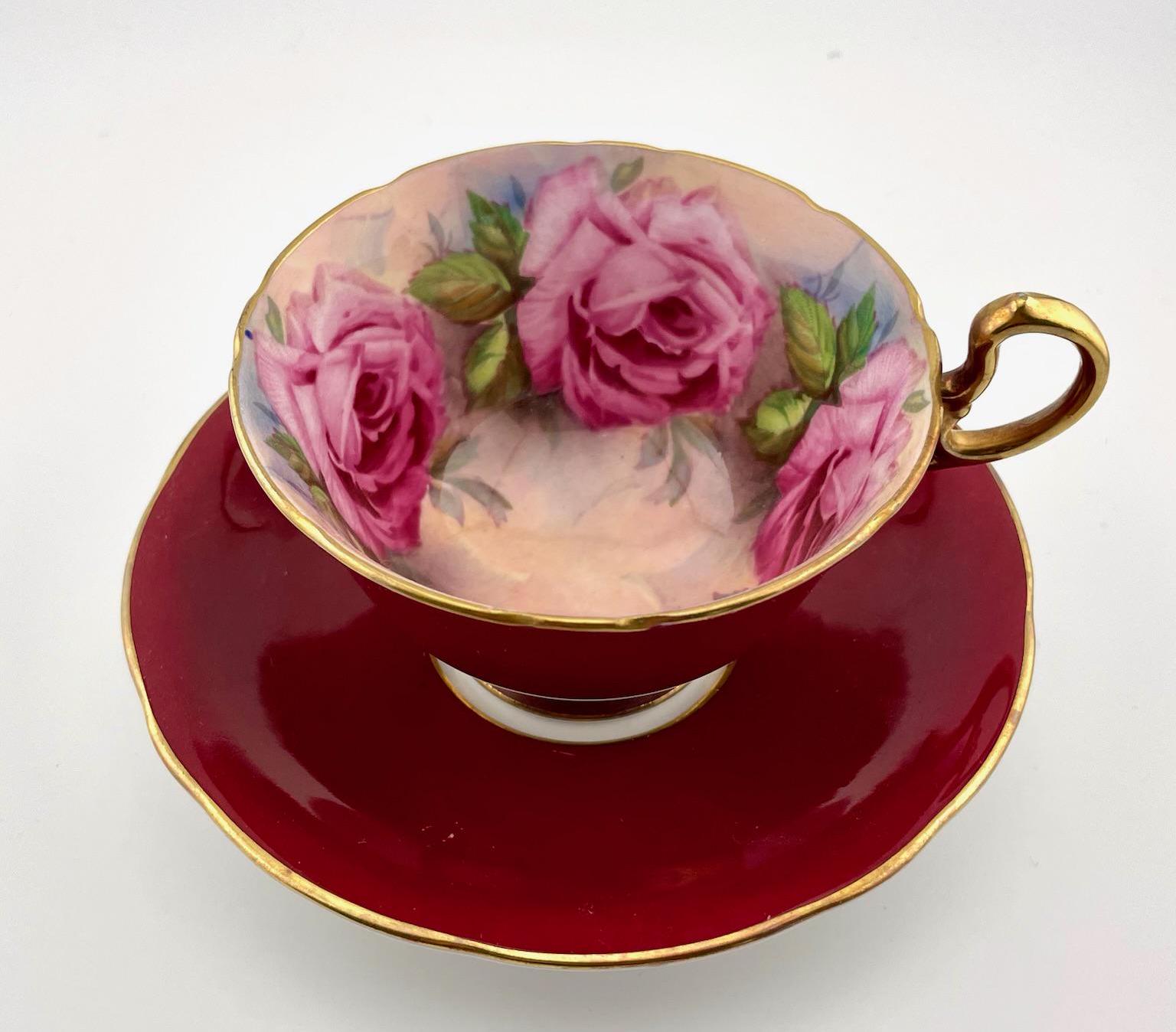 Tasse à Thé Aynsley Oban - Rouge Pêche Avec Roses - Collection Rare