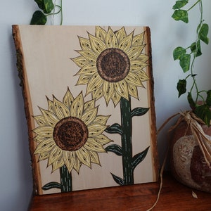 Woodburned Sunflower Piece-floral Pyrography Round Wooden Canvas -   Canada