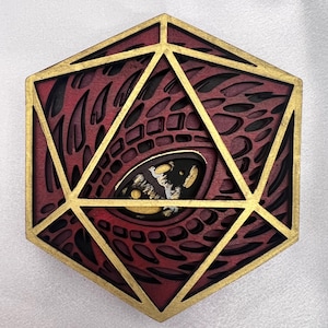 d20 Dragon eye  fantasy wood wall art