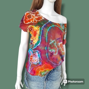 Tie Dye T-Shirt Women&#39;s Geode Style Unique Colorful Ice Dyed  Clothing Tops and tees. XL Size. Cotton V Neck