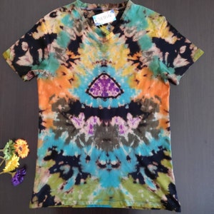 Tie Dye T-Shirt Men&#39;s Handmade Tie Dye Clothing Tops and Tees. Reverse Tie Dye