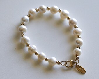 Echte parelarmband, zoetwaterparels kralenarmband, elegante gouden armband, delicate armband voor vrouwen, gouden parel sieraden