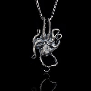 925 Silver Octopus Necklace Pendant , Sea Creature Jewelry, Ocean Inspired Gift For Men & Women