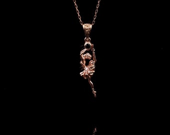 Rose Gold Ballerina Anhänger, Silber Charm Tänzerin Halskette, Rose Gold überzogener zierlicher Schmuck, Tochter Geschenk, Freundin Geschenk, Geschenk für Frauen