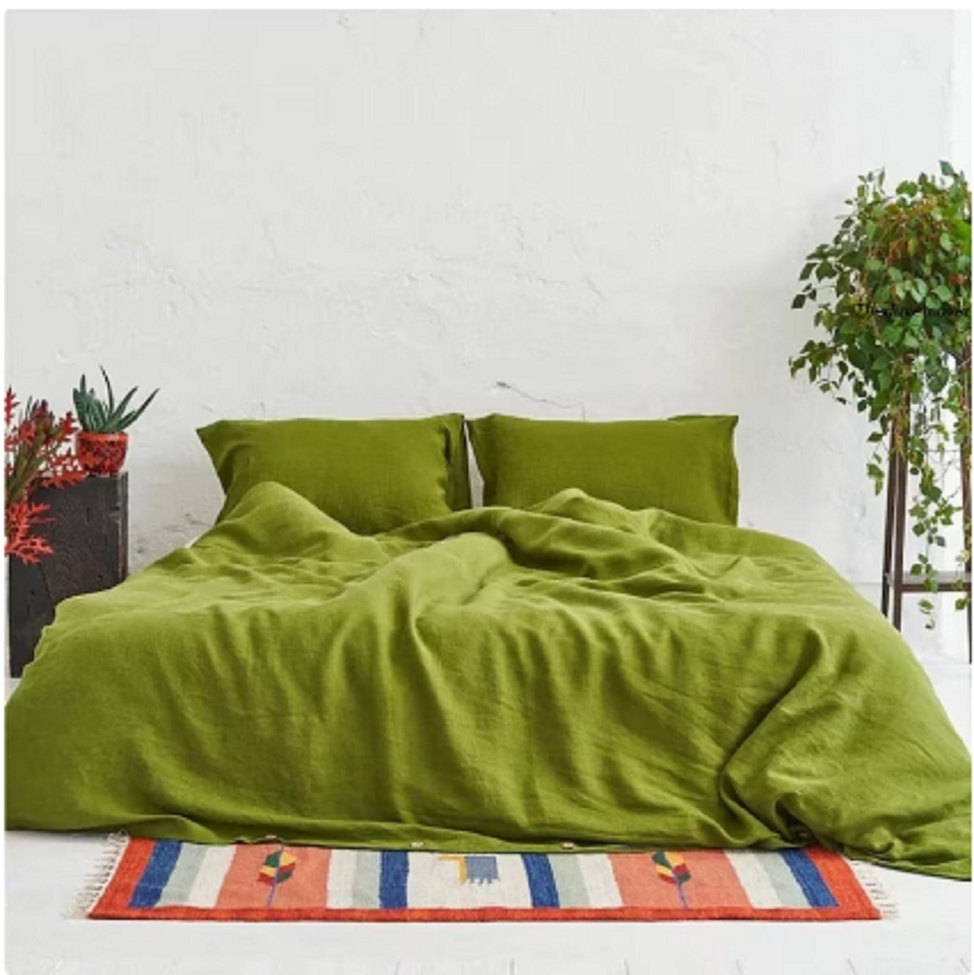 Moss Green Linen Bed Sheets Set