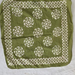 Moosgrün Block print Bandanas Boho Stil Baumwolle Halstuch Baumwolle Halstuch Baumwolle quadratischer Schal Geschenk Taschentuch Einzigartiges Design