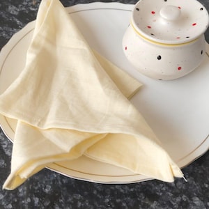 100 Pcs Yellow Pastel Cotton Napkins: Soft Stonewashed Cloth, 20x20 in