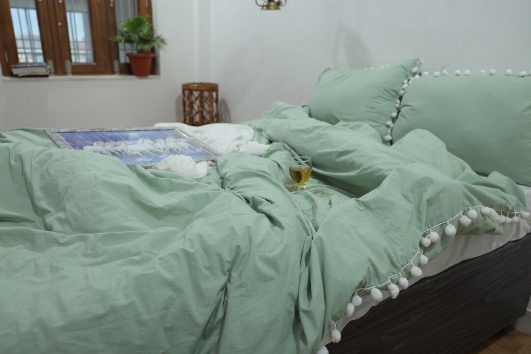 Pastel Daisy Duvet Cover - Sage Green