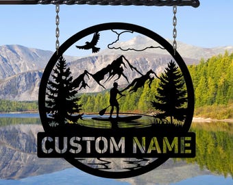 Benutzerdefiniertes Paddleboard-Schild, personalisiertes Seehaus-Metall, Geschenk für Papa, Paddleboard-Dekor, personalisiertes Seeschild, Seelebengeschenk, Bergwand