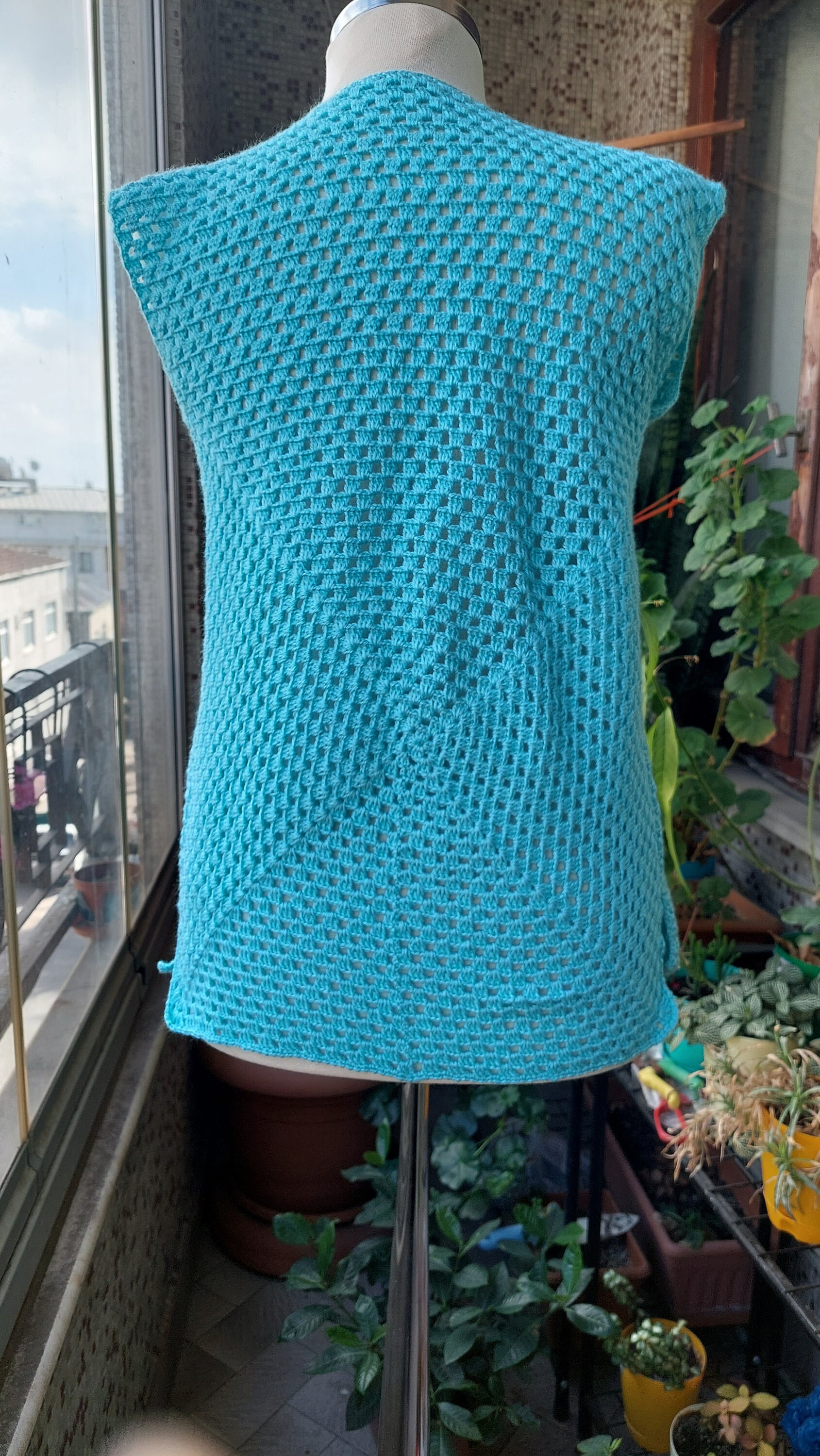 Grannysquare Crochet Sleeveless Cardigan Vest in Sky Blue, Vintage