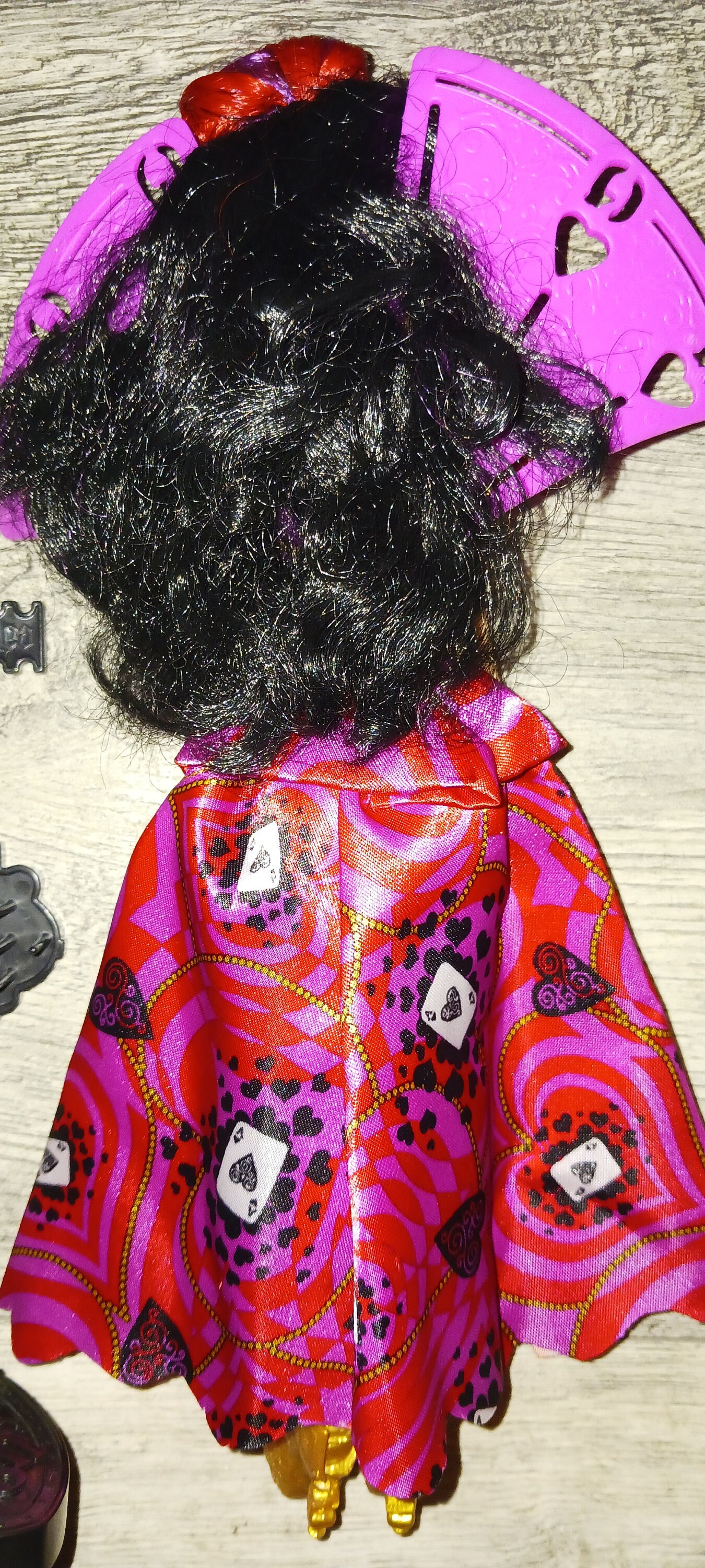 Linda Boneca Ever After High - Lizzie Hearts - R$ 249,99  Bonecas monster  high, Bonecas bonitas, Coisas de boneca