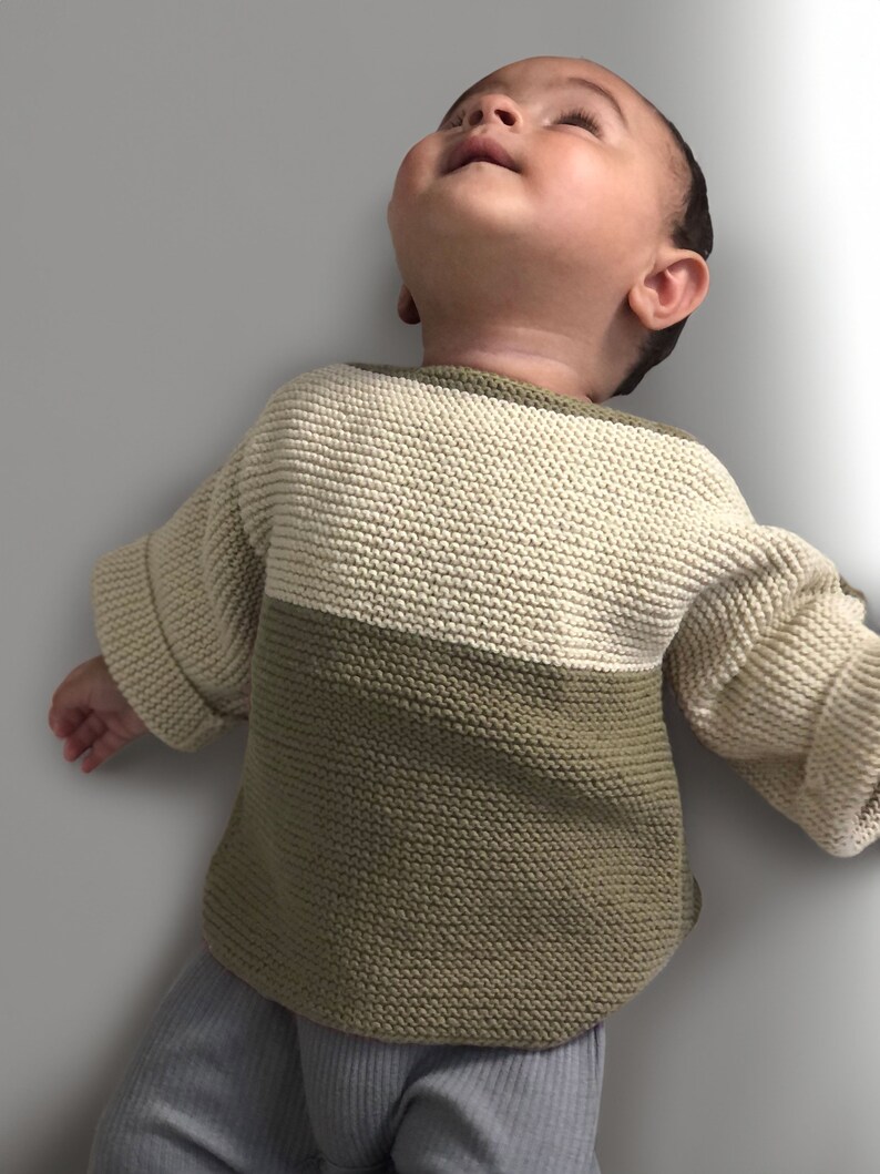 Hand Knit Sweater Organic Cotton New Born Baby Clothes Gift, Gender Neutral Baby Clothing Coming Home Outfit Eco Friendly image 3
