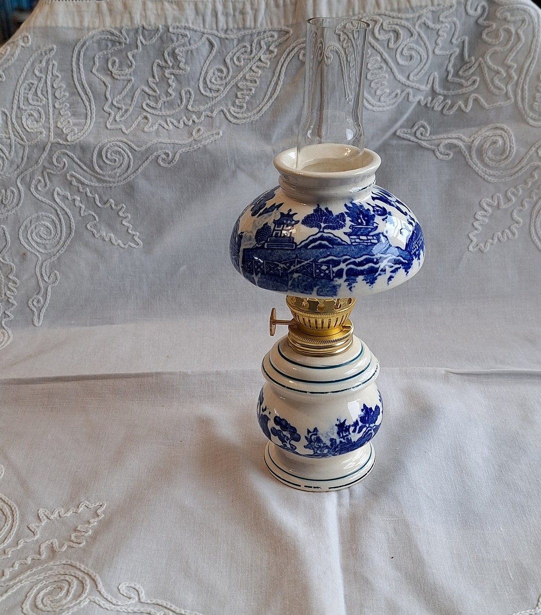 Vintage China Oil Lamp With Blue Oriental Decorations on White Base and