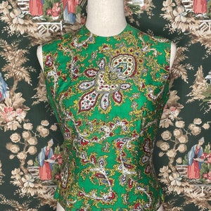 1960s Vintage Paisley Sleeveless Shell Top