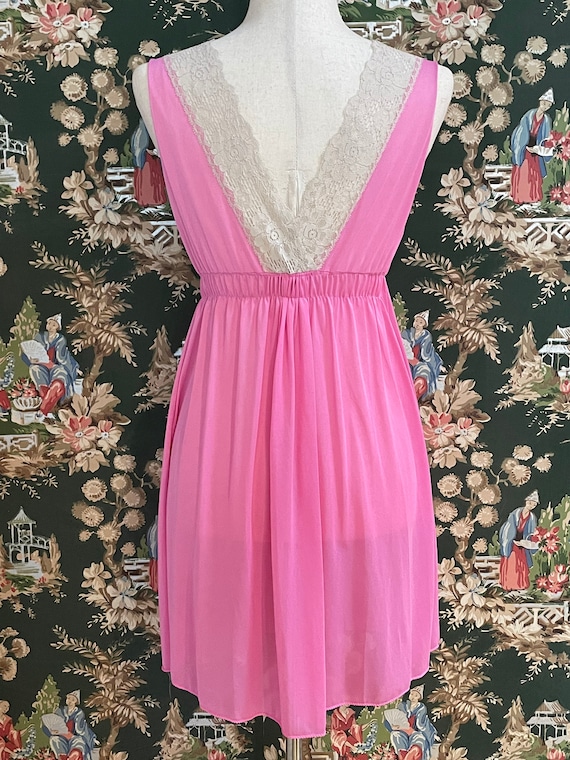 1960s Vintage Babydoll Gossard Artemis Night Gown - image 4