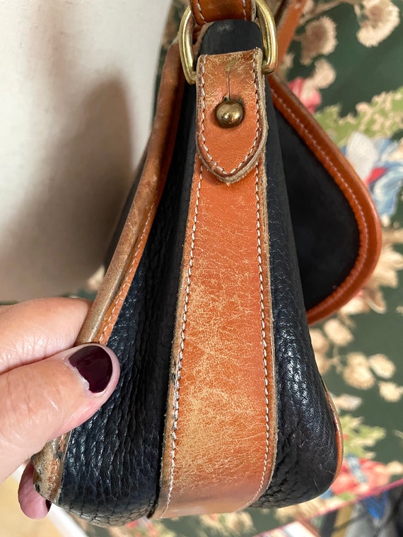 1990s Vintage Navy and Brown Dooney & Bourke Purs… - image 9