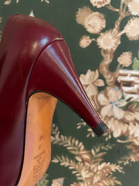 1980s Vintage Nordstrom Burgundy Pumps (Size 7) - image 7