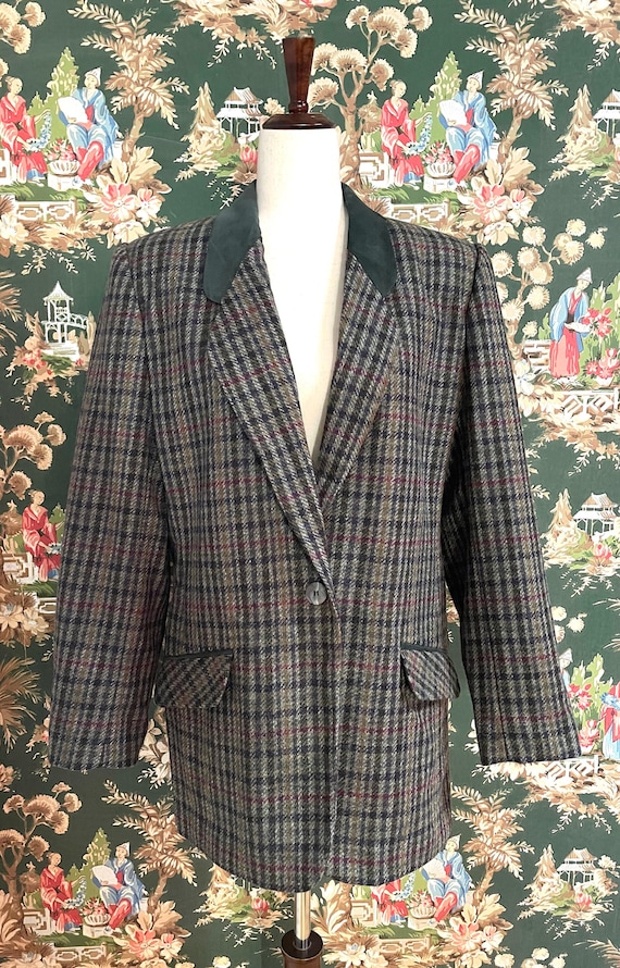Vintage ESCADA red blazer| Y2K minimalist blazer with gold colored  buttons