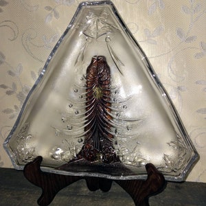Lovely Vintage Embossed Mikasa &quot;Christmas Tree Joy&quot; Hostess Platter
