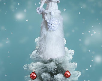 Adorno para árbol de Navidad con forma de ángel gnomo y bola de nieve brillante, ángel gnomo de Navidad blanco, alas de plumas reales, aureola de chenilla con alambre