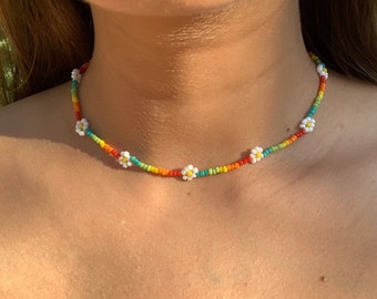 Daisy Beaded Choker,beaded chokerbeaded necklacehippie chokerhippy necklaceboho chokerboho necklaceindie necklacey2k necklacedaisy