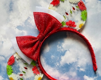 Resin Mouse Ears, Christmas Themed Resin Mouse Ears, Dried Flowers Resin Mouse Ears