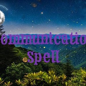 Pode incluir: Uma paisagem noturna com montanhas e céu estrelado. A imagem apresenta as palavras "Communication Spell" em roxo, com o texto "Everlasting Mystic" acima de um gráfico de lua.