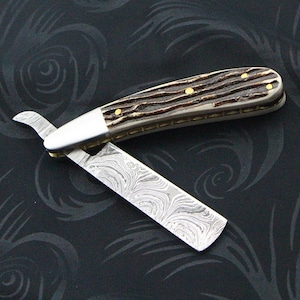 Handmade Damascus Straight Edge Razor Vintage Safety Razor with Resin Handle Best Shaving Gift for Men