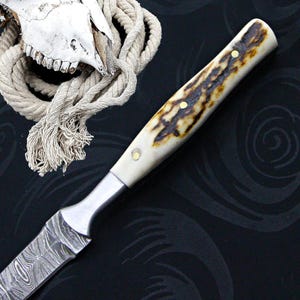 Handmade Damascus Kunai Throwing Knives – Hand-Forged Ninja Knives with Stag Horn Handle, Gifts for Men, Groomsmen, and Wedding