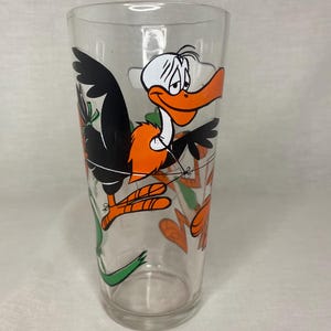 Beaky Buzzard and Cool Cat Drinking Glass Tumbler - Pepsi Collector Series - 1976