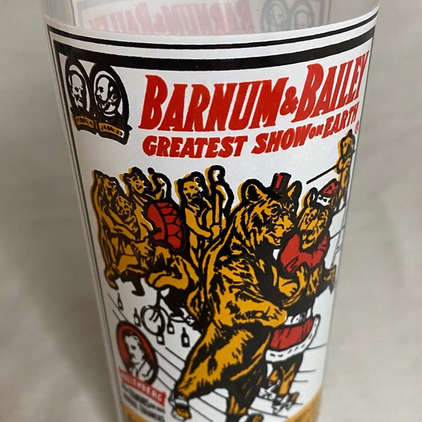 Barnum and Bailey Circus Glass Tumbler - Greatest Show on Earth - Bears That Dance - 1975 - Ringling Brothers - Pepsi Collector Series