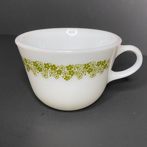 Pyrex Coffee Mug - Green Crazy Daisy Pattern - Pyrex Milk Glass Coffee Mug Cup - Replacement Mug