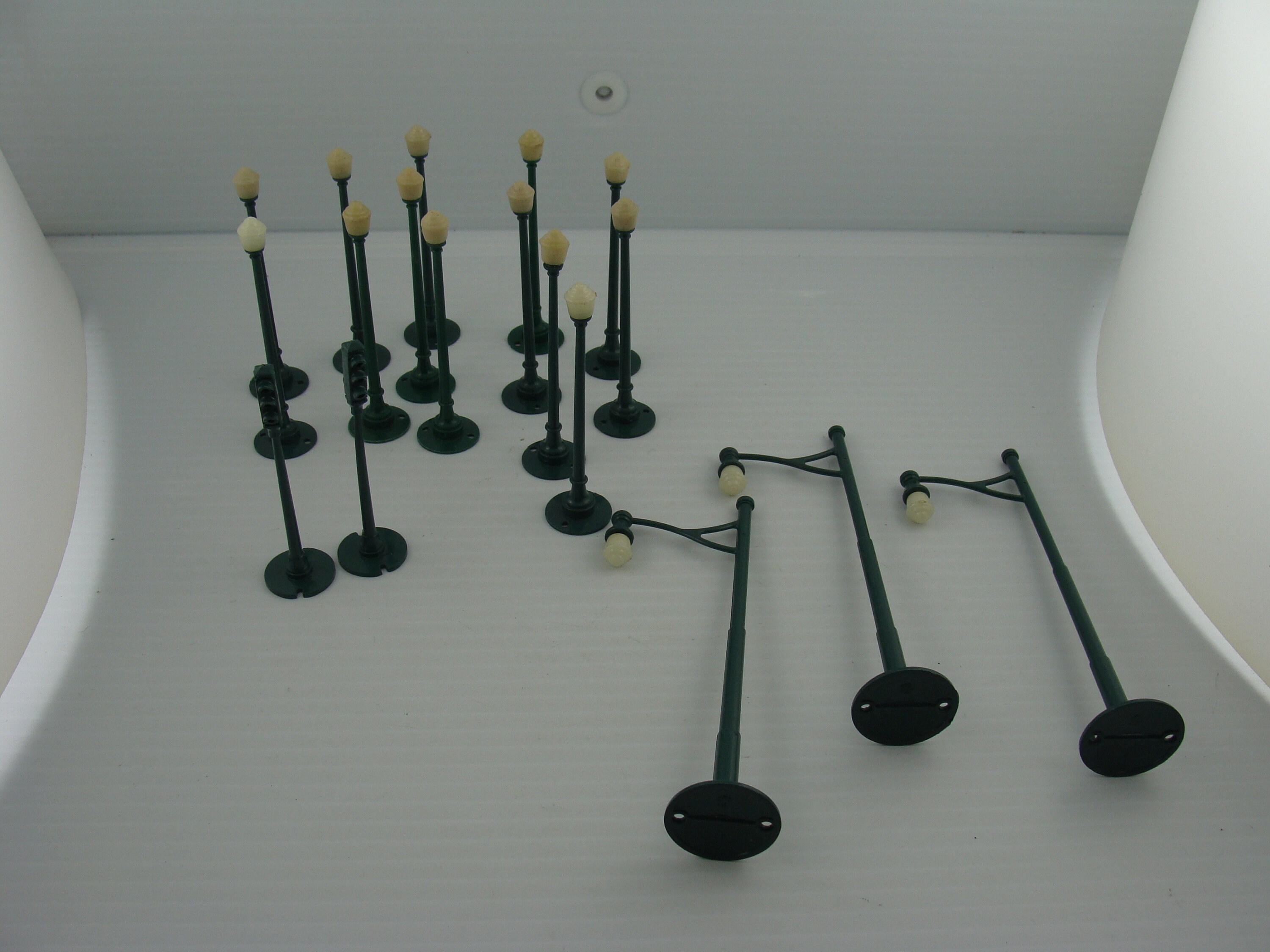 Vintage Plasticeville USA O Scale Street Lights and Signals Etsy