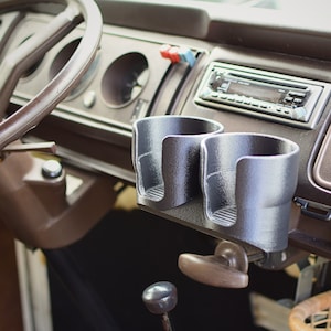 Getränkehalter für einen VW Bus