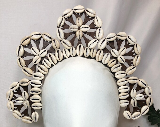 Compass Cowrie Shell Headpiece - Etsy
