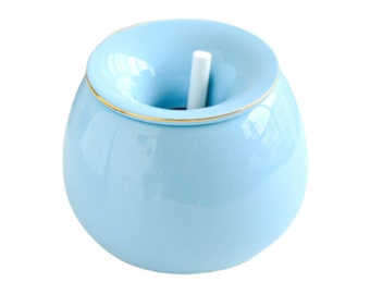 Cute Ashtray with Lid 4.25-inch