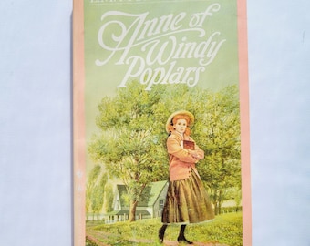 ANNE of Windy Poplars by L M Montgomery 1992, Children's Fiction Novel (Paperback) Used