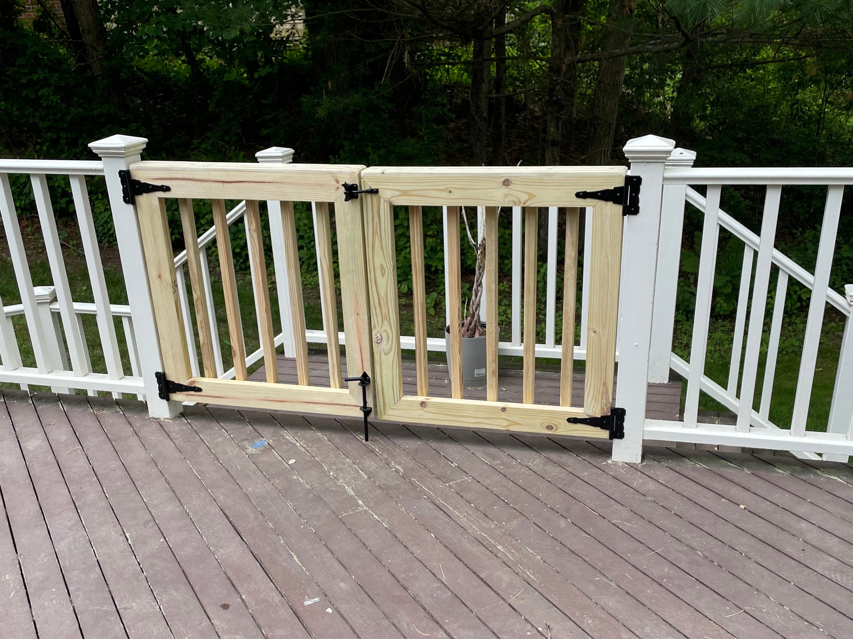 Outdoor Safety Gates For Decks 30 Best Outdoor Safety Gate Ideas