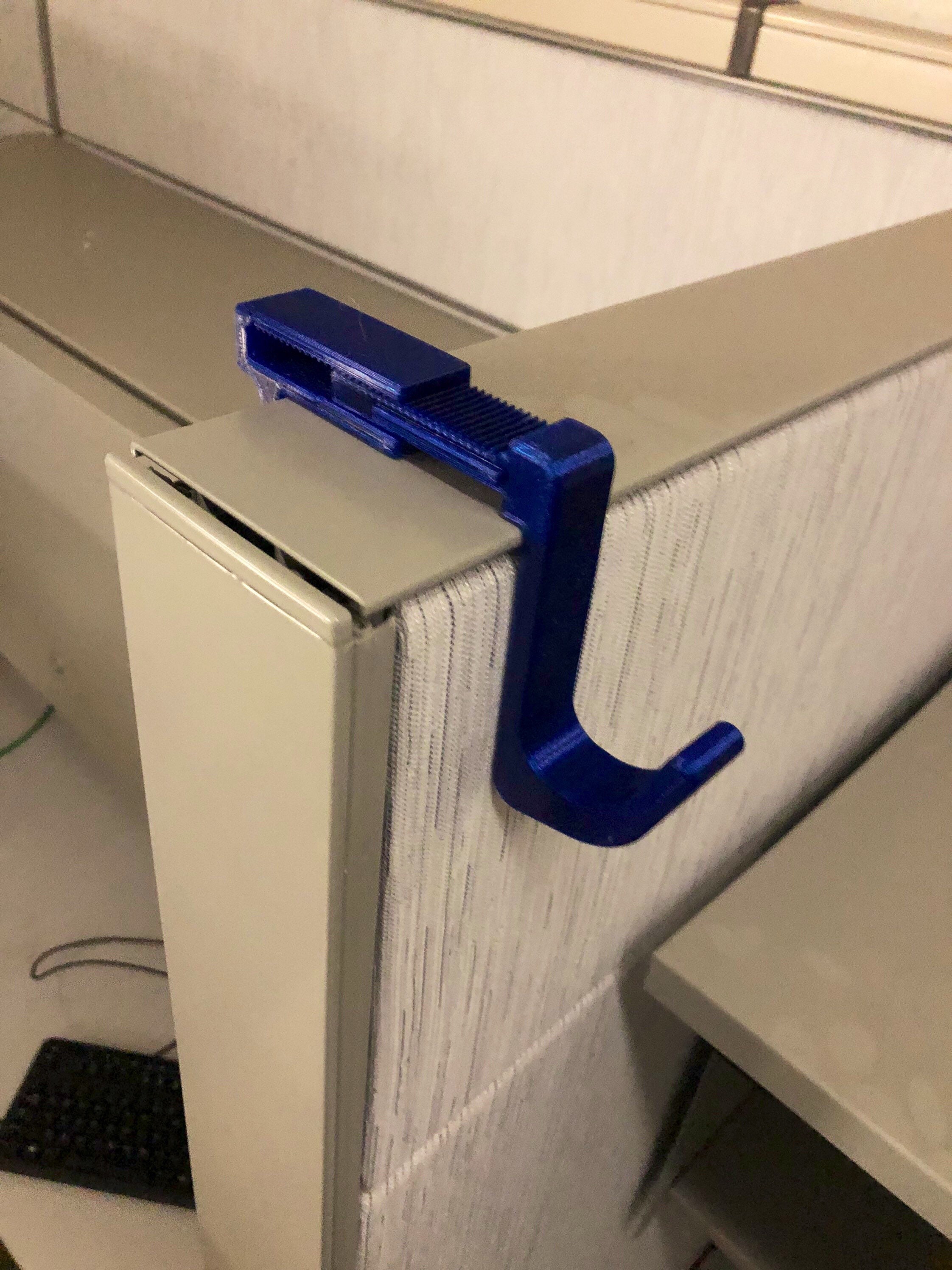 Adjustable Cubicle Hanger 1.8 to 3.5 Walls Etsy