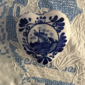 Delft Blue & White Elesva Holland Heart Delft ornaments Handpainted Signed Stamped base c1960s
