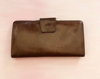 Vintage leather clasp purse, brown fine leather purse by Golunska