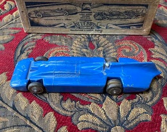 Coche récord de velocidad terrestre BLUEBIRD n.° 1400, coche británico de antes de la guerra, c1935, en caja