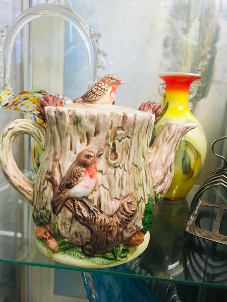 Vintage Robin Teapot, Leonardo Teapot, Robin Teapot, Handpainted Fine