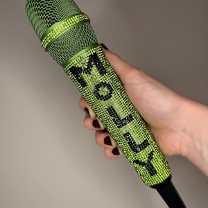 Micrófono con nombre personalizado: sistema receptor/transmisor de micrófono inalámbrico profesional o de karaoke con letras/texto de vinilo o diamantes de imitación de primera calidad