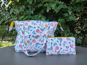 Pioneer woman tote clearance