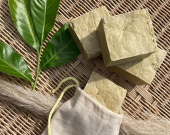 Luxurious Aleppo soap with 60% laurel oil and 40% olive oil - for healthy and shiny skin | 200g